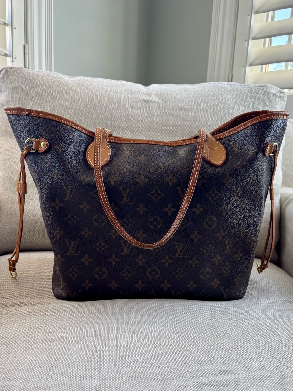 Louis Vuitton Monogram MM Neverfull